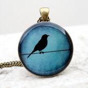 Silhouette bird necklace, Teal bird Pendant, Nature color, Gift for her, everyday jewelry