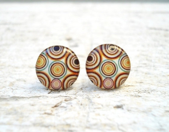 Geometric Circle Ear Studs Post in Shades of Brown
